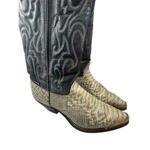 Vtg Capezio Womens Ivory Grey Python Leather Western Boots Size 7.5M Cowgirl